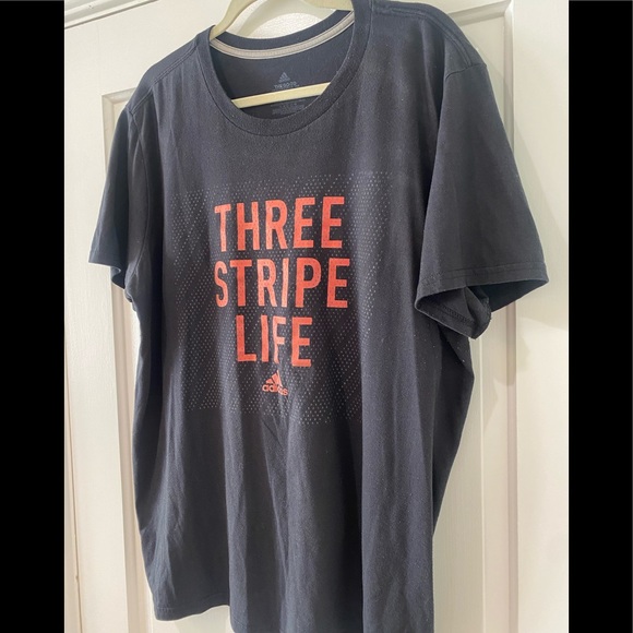Adidas Three Stripe life Mens graphic tee shirt workout top performance - Picture 7 of 9
